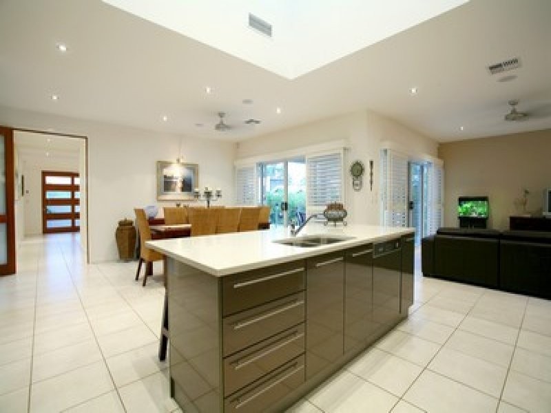 12 Bunker Court, Peregian Springs QLD 4573