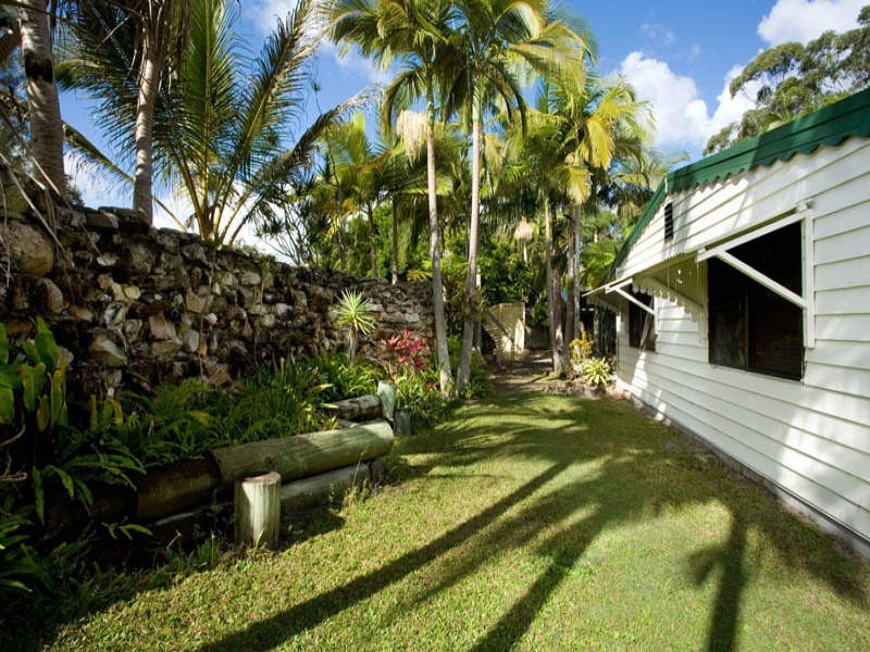 19 Palm Grove Cres, Tewantin QLD 4565