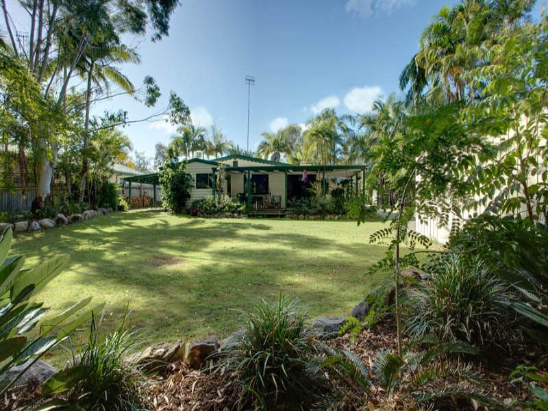 19 Palm Grove Cres, Tewantin QLD 4565