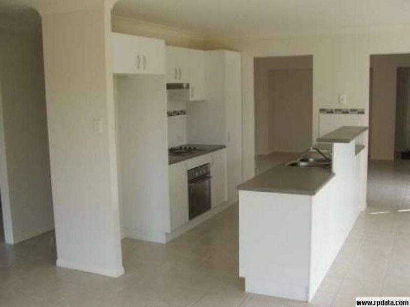 6 Toronto Court, Brassall QLD 4305