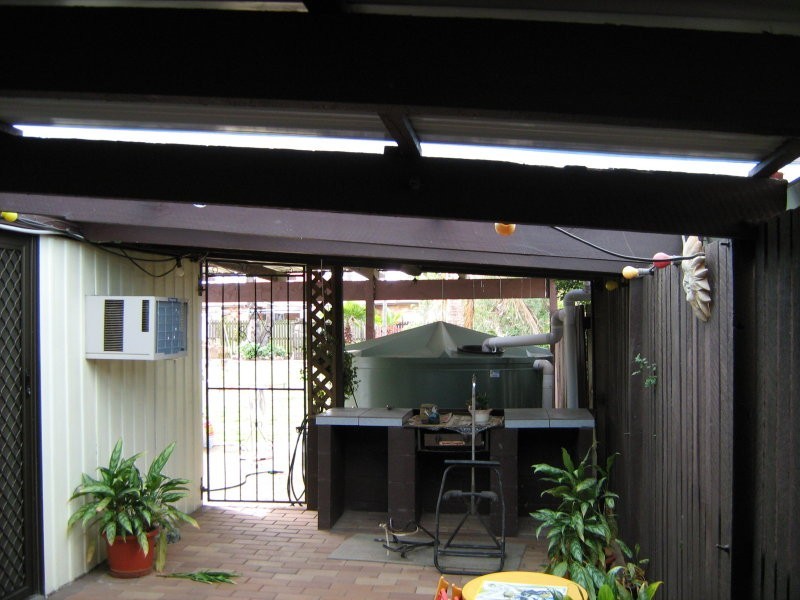 6 Chuwar Street, Brassall QLD 4305