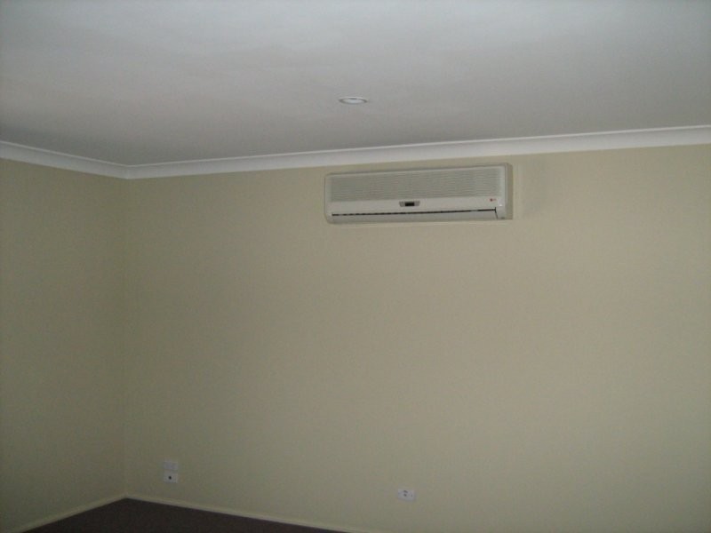 361 South Station Road, Raceview QLD 4305