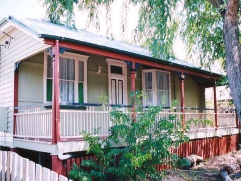 4 Holt Street, Brassall QLD 4305