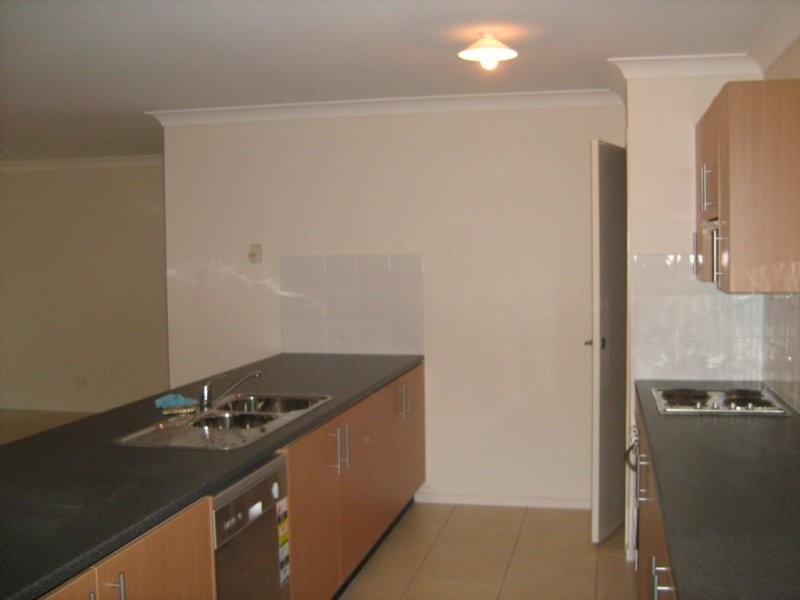 71 Grace Street, Wulkuraka QLD 4305
