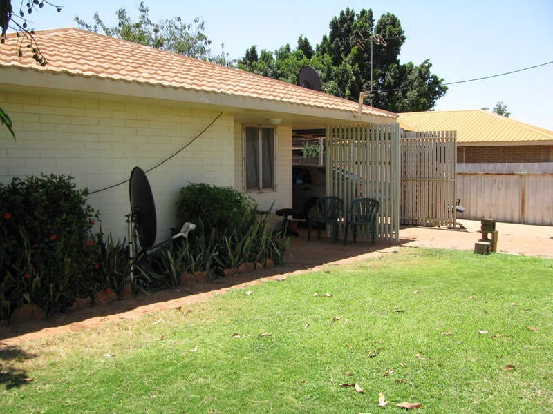 18 Bottlebrush Crescent, South Hedland WA 6722