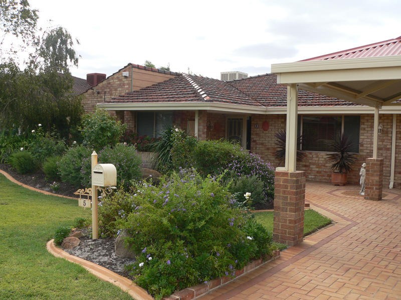 5 Mercer Road, Riverton WA 6148