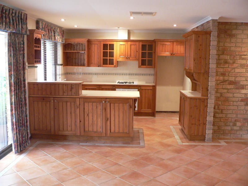 5 Mercer Road, Riverton WA 6148