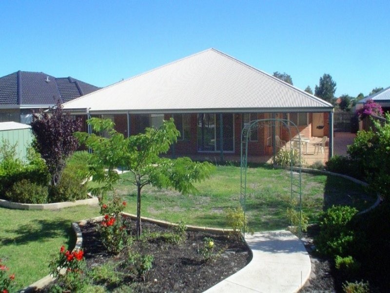 49 Midsummer Circle, Pinjarra WA 6208
