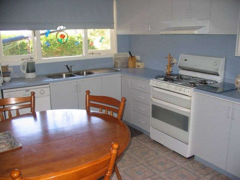 9 Bedingfeld Road, Pinjarra WA 6208