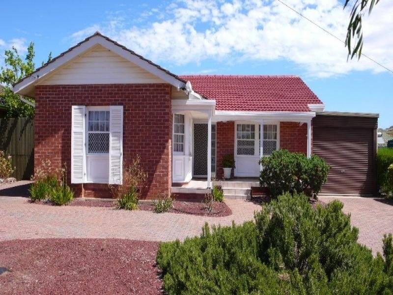 6 Banwell Street, Elizabeth Vale SA 5112