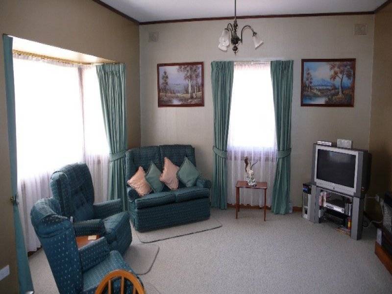 6 Banwell Street, Elizabeth Vale SA 5112