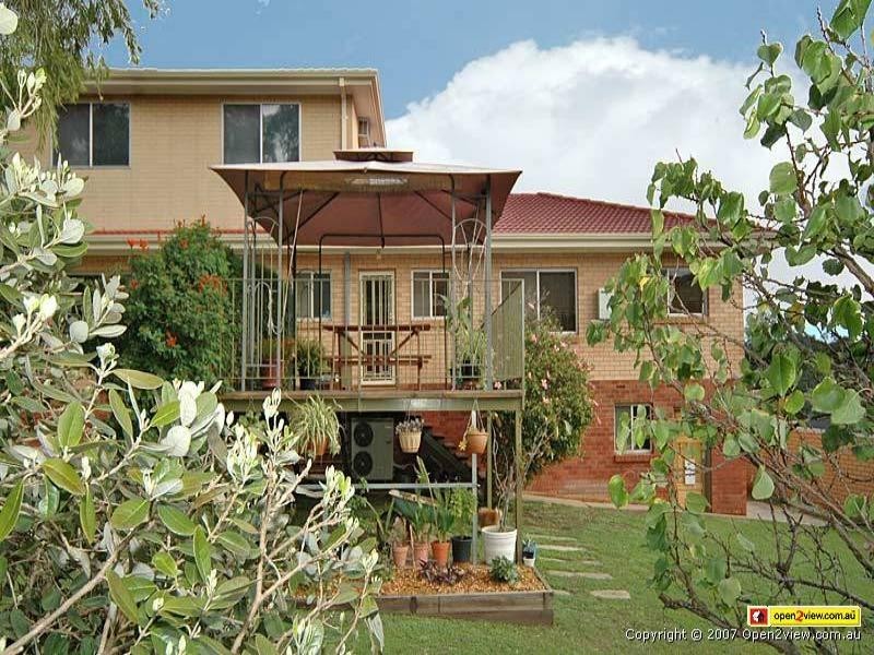 6 Dennis Grove, Vista SA 5091