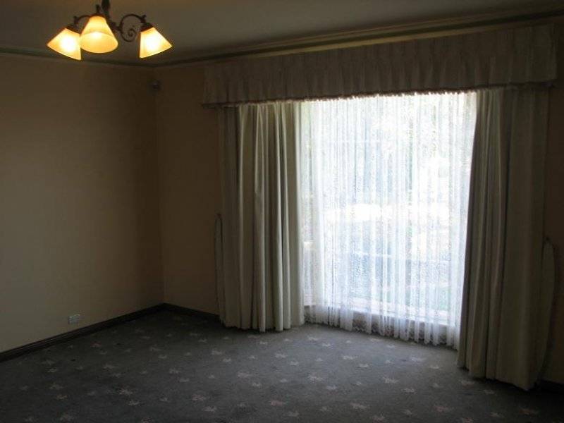 42 Hedgerow Drive, Gulfview Heights SA 5096