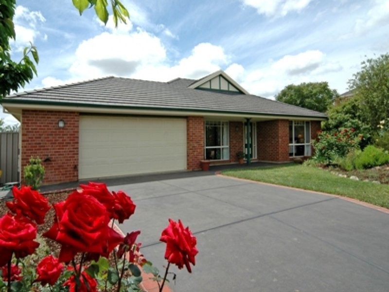 6 Humewood Place, Golden Grove SA 5125