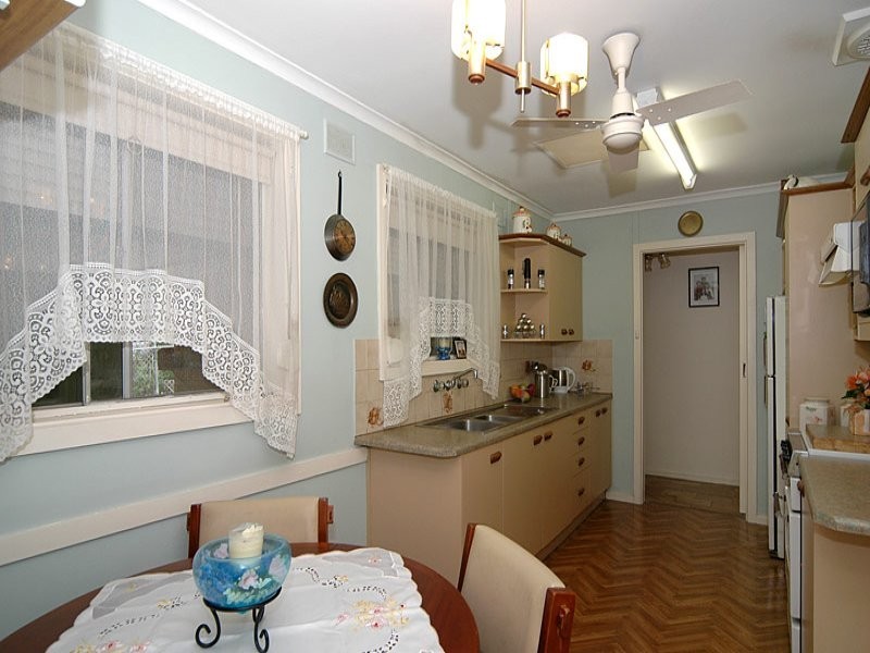 34 Kildonan Avenue, Para Vista SA 5093