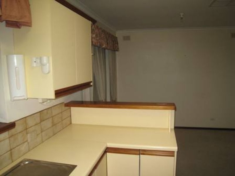 35 Boronia Drive, Hope Valley SA 5090