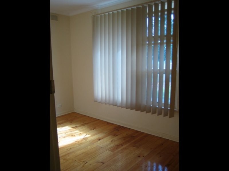 13 Lincoln Avenue, Parafield Gardens SA 5107