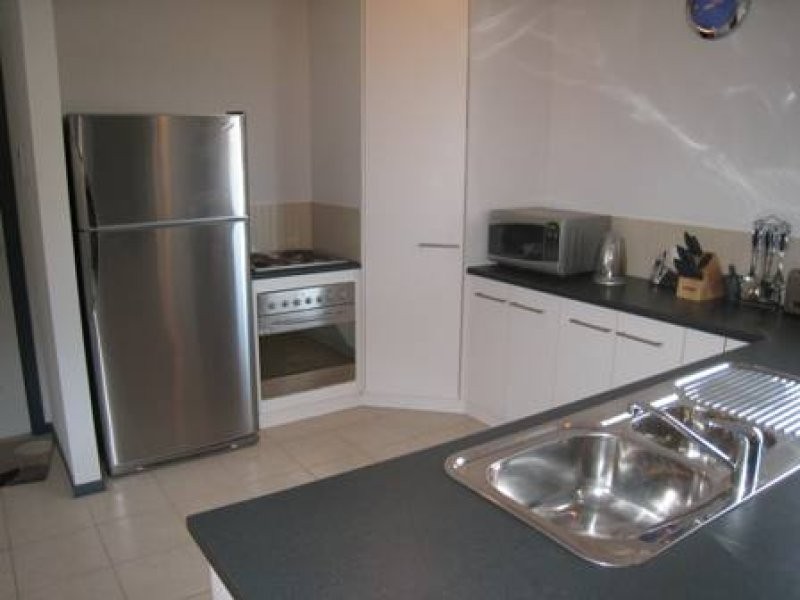 112 Isla Circiut, Mawson Lakes SA 5095