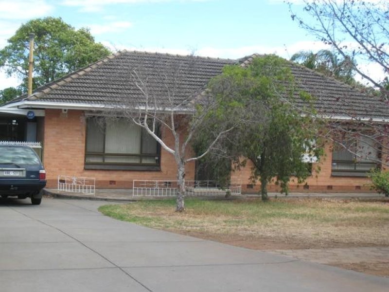 17 Morris Drive, Valley View SA 5093