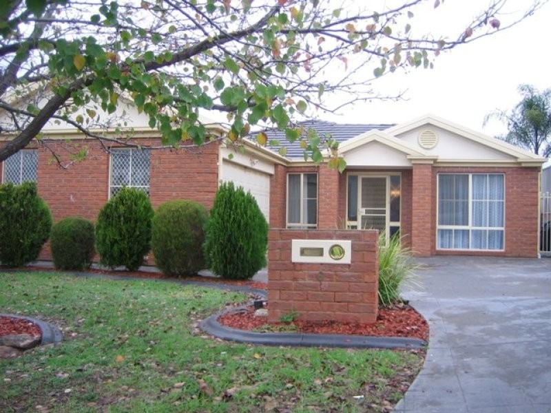 6 Peppermint Close, Greenwith SA 5125