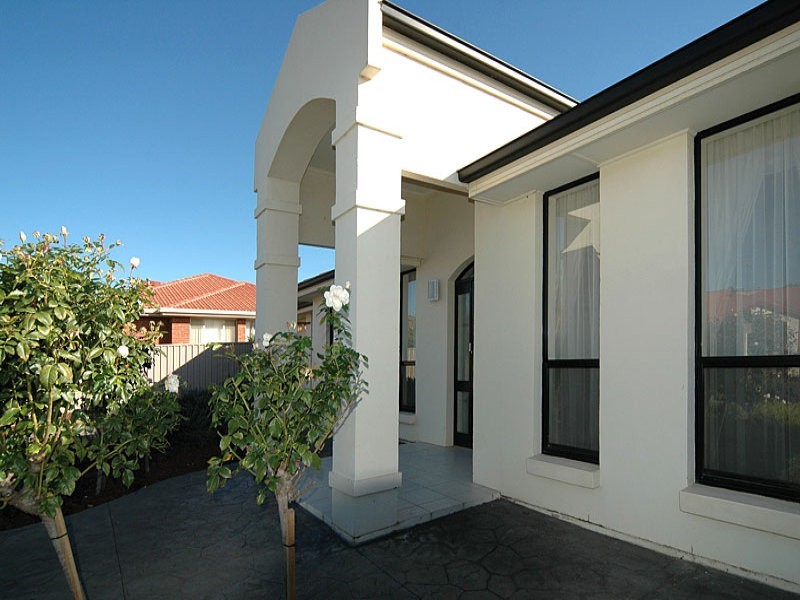 20 Coulson Court, Greenwith SA 5125