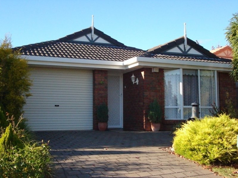 12 Lake Miranda Court, Greenwith SA 5125