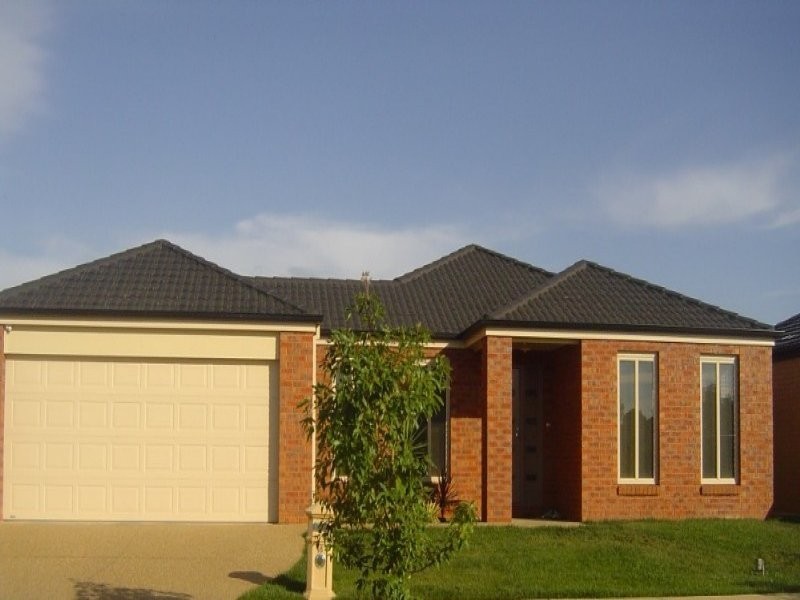 18 Taig Avenue, Kialla VIC 3631