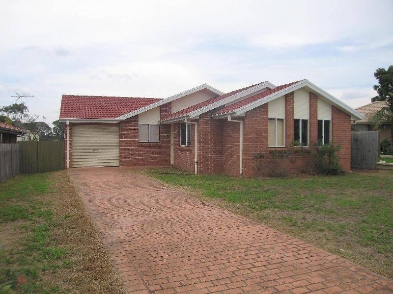 13 Cycas Place, Stanhope Gardens NSW 2768