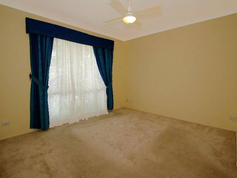 4 Brigid Place, Quakers Hill NSW 2763