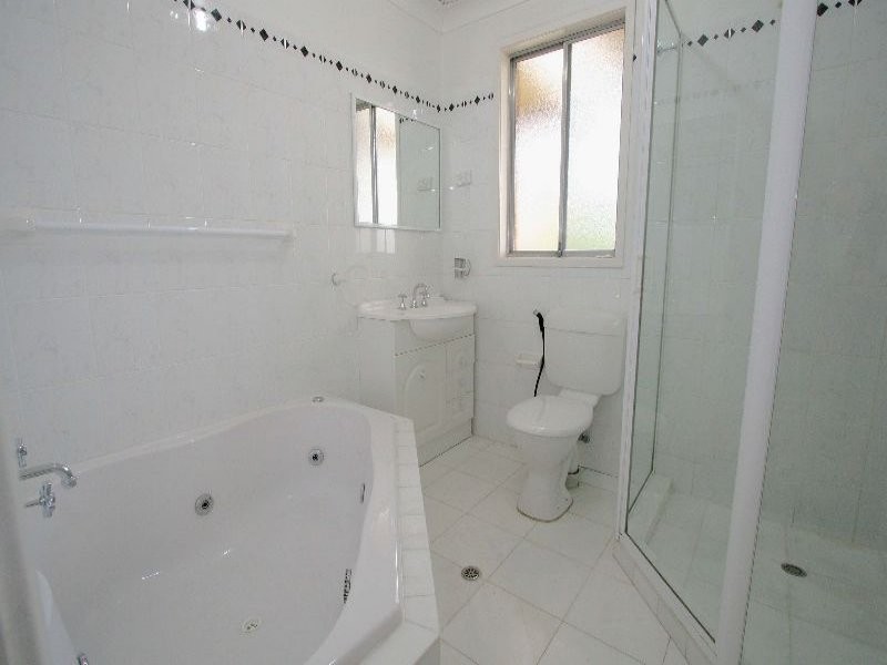 101 Railway Road, Quakers Hill NSW 2763