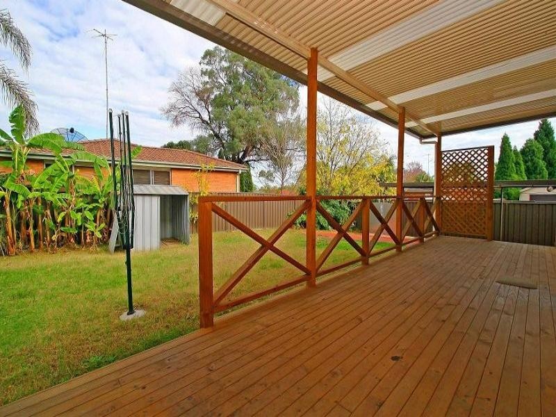 101 Railway Road, Quakers Hill NSW 2763