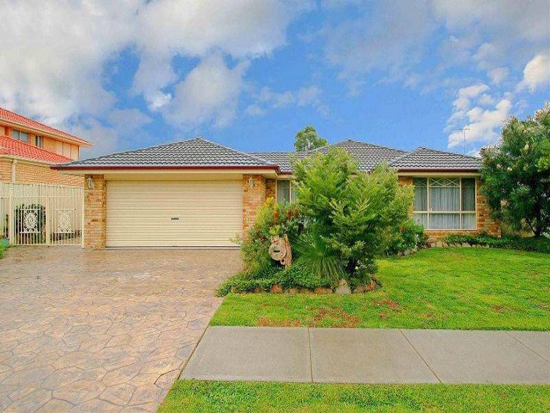 4 Brendan Place, Quakers Hill NSW 2763