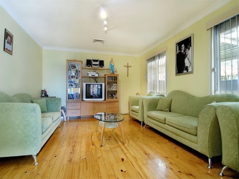 29 Narcissus Avenue, Quakers Hill NSW 2763