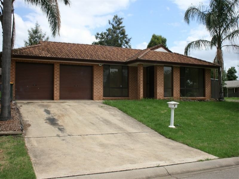 2 Brigid Place, Quakers Hill NSW 2763