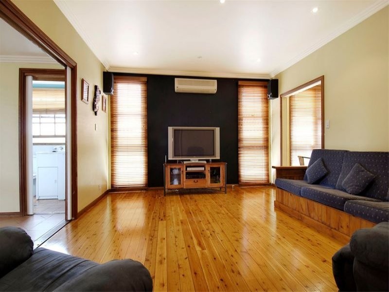 44 Zammit Avenue, Quakers Hill NSW 2763