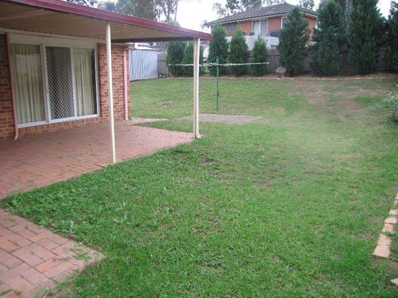 12 Foxton Street, Quakers Hill NSW 2763