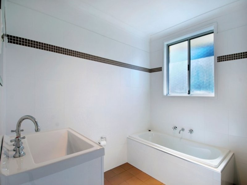 61 Wayne Street, Dean Park NSW 2761