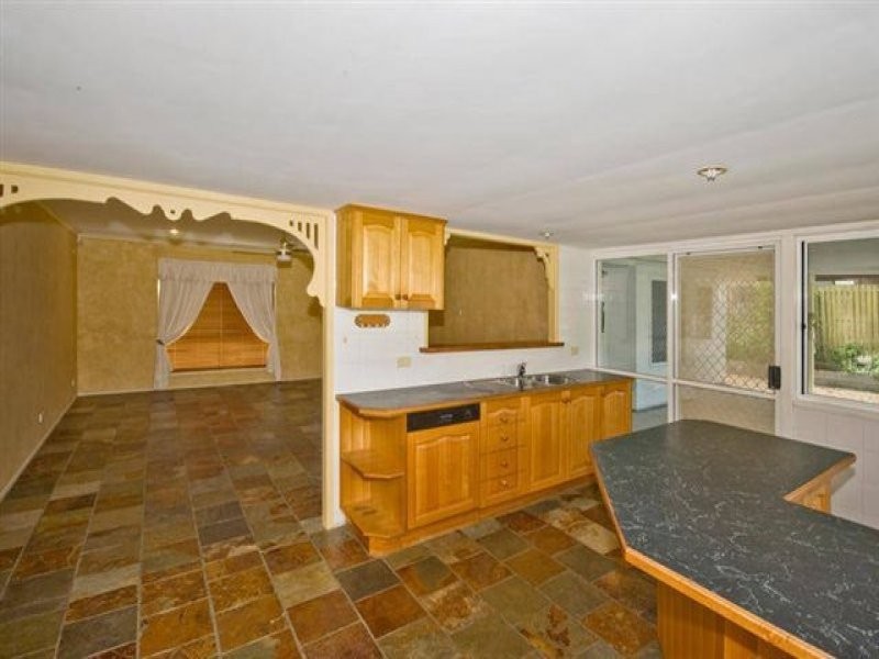 62 Kilby Street, Crestmead QLD 4132