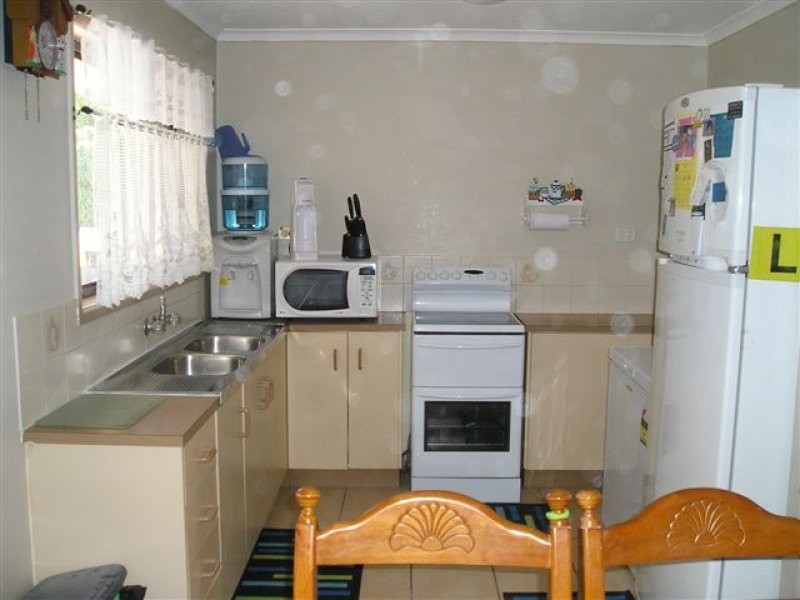 17 Brett Avenue, Browns Plains QLD 4118