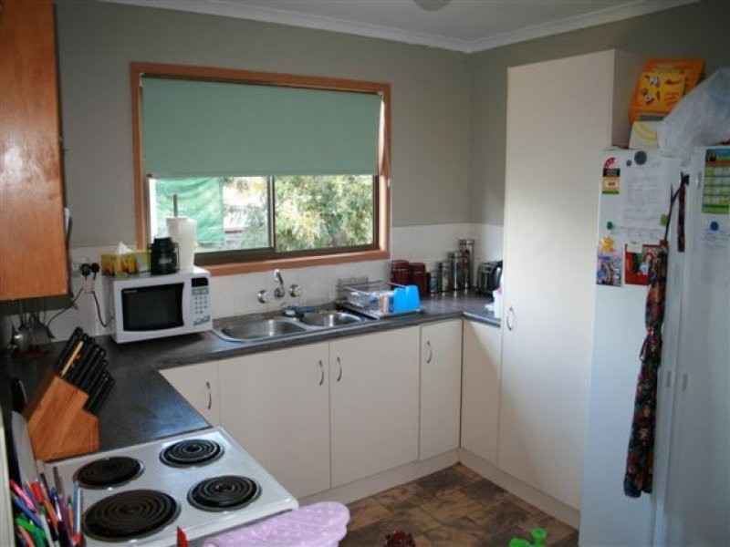 6 Satinwood Street, Crestmead QLD 4132