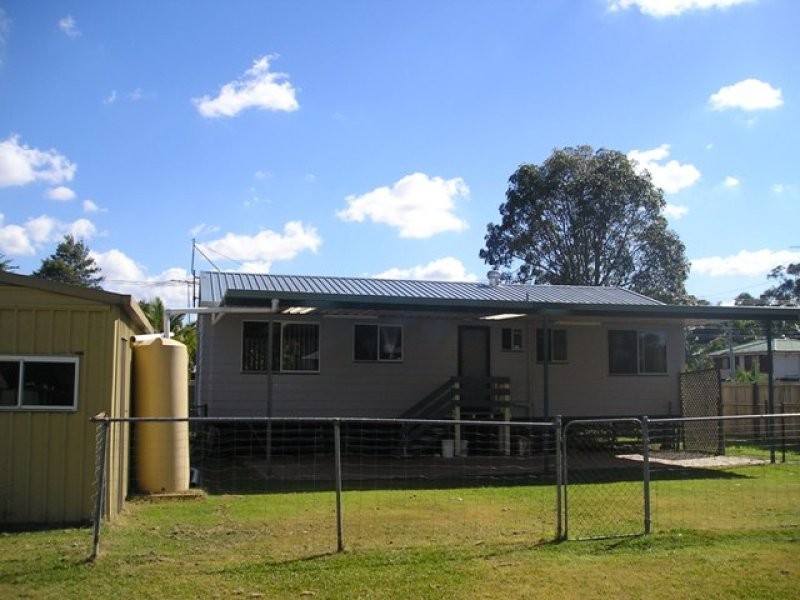 12 Woodburn Street, Marsden QLD 4132