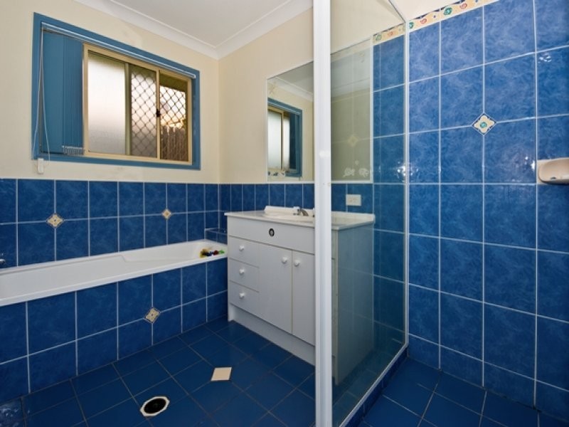 11 Woodrow Place, Marsden QLD 4132