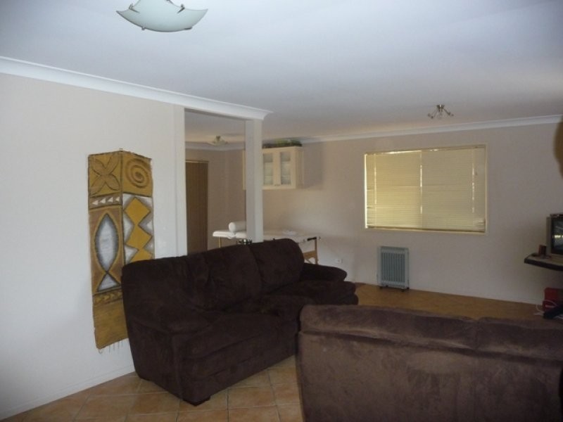 18 Dombeyah Street, Crestmead QLD 4132