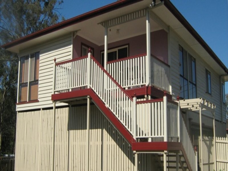 4 Cypress Drive, Marsden QLD 4132