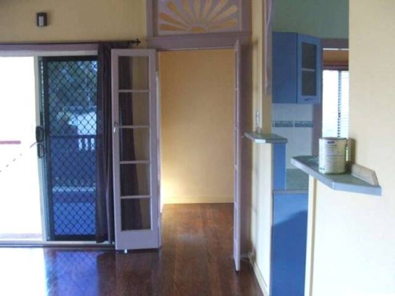 4 Cypress Drive, Marsden QLD 4132