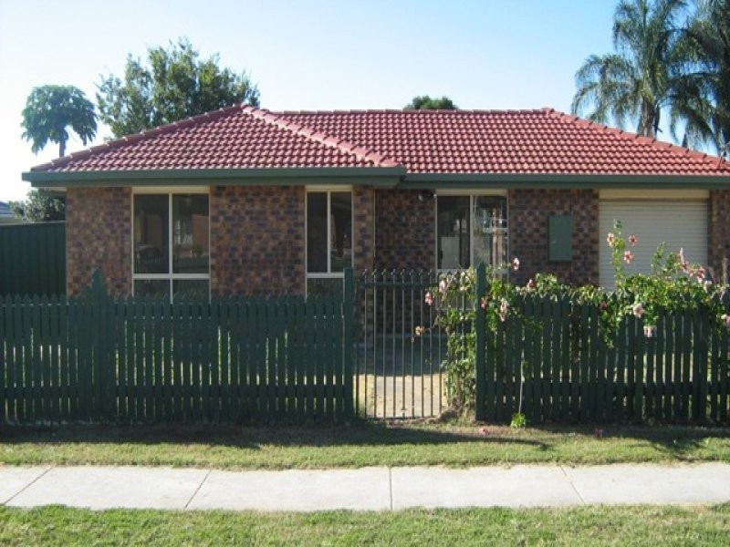 19 Cavillon Street, Crestmead QLD 4132