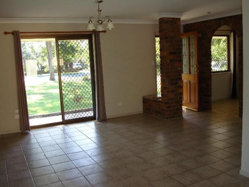 35 Bluegum Drive, Marsden QLD 4132