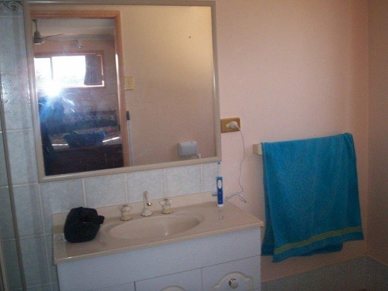 15 Jasmina Parade, Waterford QLD 4133