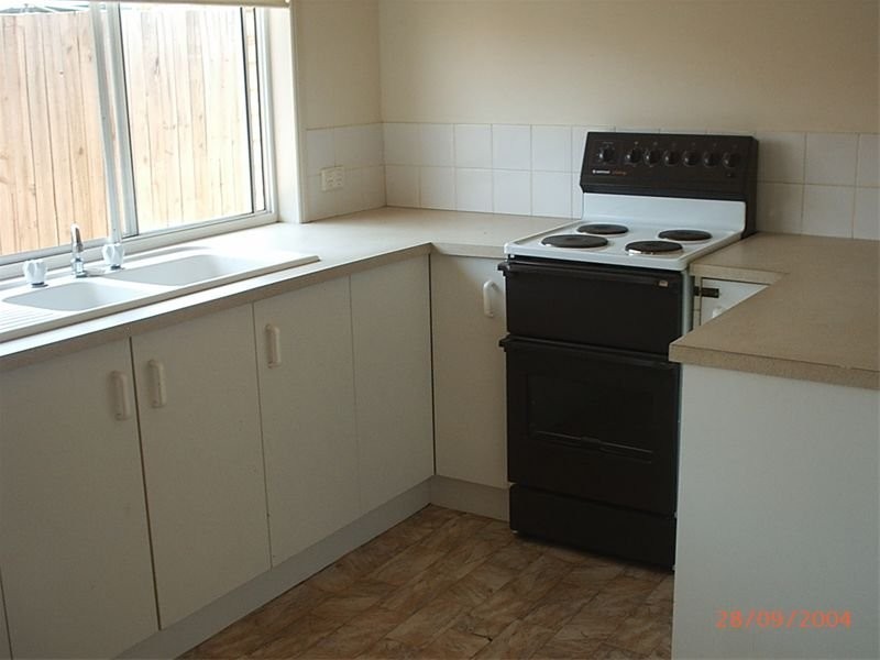 12 Carlton Close, Bethania QLD 4205