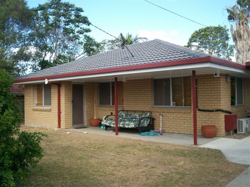 6 ROSLYN COURT, Eagleby QLD 4207